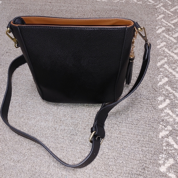 Mathew + Julian Handbags - Black Leather Bucket Bag